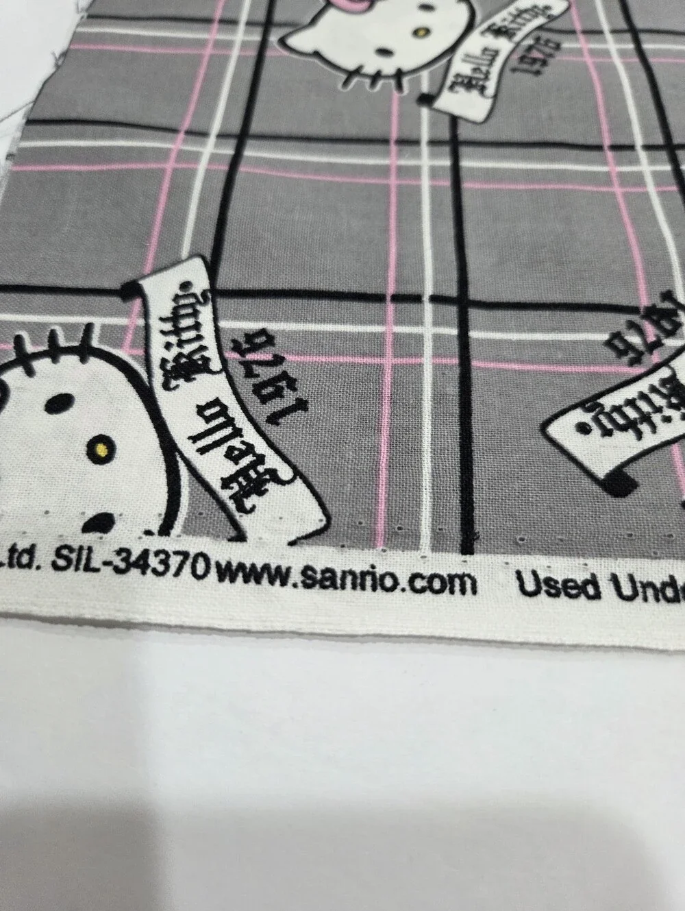 Sanrio Hello Kitty Plaid Print Cotton Fabric - Gray & Pink 46×42in.